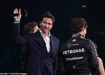 Toto Wolff razbija tišinu na booing suparnika Max Verstappen i Christian Horner na F1 75 Launch događaju: ‘Nije bilo potrebno’