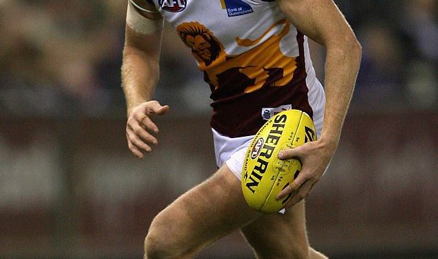 Tragedija udara Footy odlično Joel Selwood dok njegov brat AFL zvijezde Troy umre iznenada samo 40