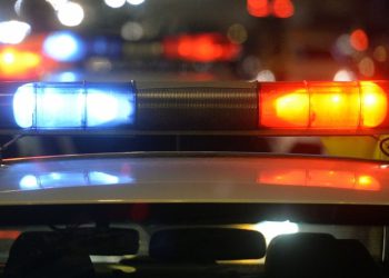 Tri osobe pritvorene zbog napada oružja na ruskog policajca – RT Rusija i bivši Sovjetski Savez