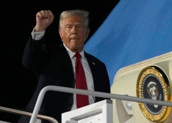 Trump kaže da bi ljudi trebali misliti na Gazu kao na “veliko mjesto za nekretnine” koje će SAD posjedovati