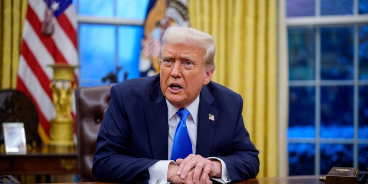 Trump ‘ok’ s držanjem Ukrajine iz NATO -a – RT Rusija i bivšeg Sovjetskog Saveza