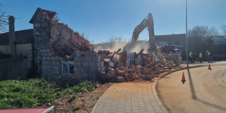 U Imotskom srušena znamenita Vukadinovića kuća. Reagiralo Srpsko narodno vijeće