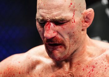 UFC 312 – Sean Strickland vs Dricus Du Plessis LIVE: Brutal moment American UFC star who called Australia a ‘communist country’ gets his nose broken during gruesome title fight in Sydney