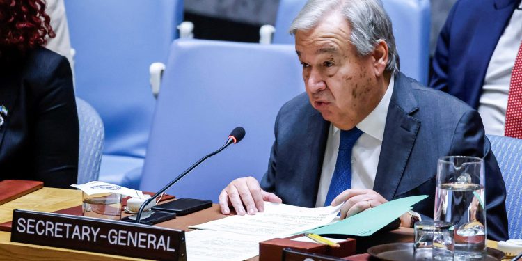 UN Chief zvuči alarm usred strahova zbog mogućih smanjenja inspiriranih dogeom nakon Trumpove naredbe