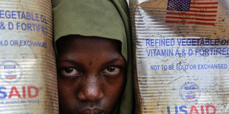 USAID inspektor otpustio je nakon što je otkrio gotovo 500 milijuna dolara pomoći u hrani, pokvario se usred zamrzavanja Trumpa