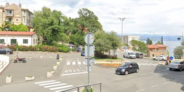 Udarila maloljetnika autom u Opatiji pa jednostavno pobjegla!