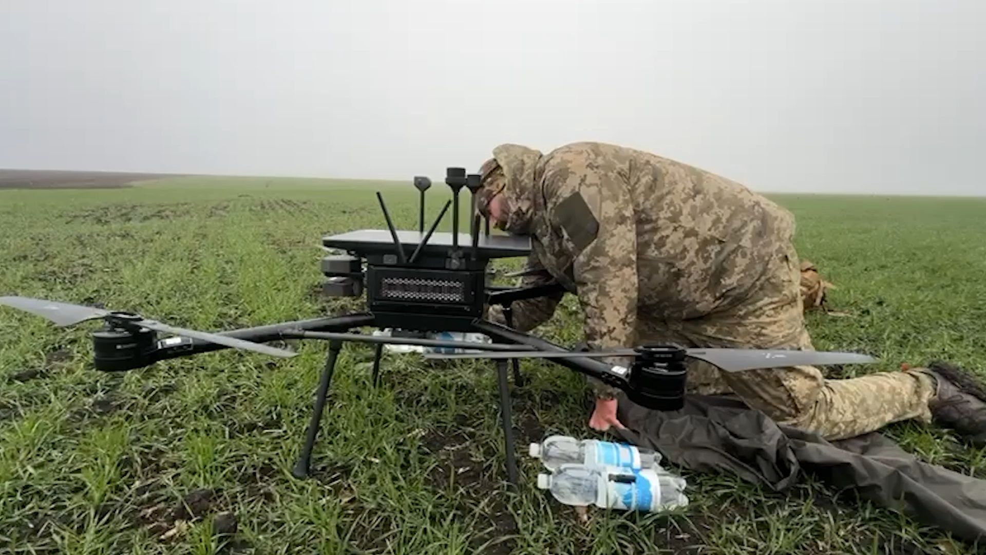 'Vampir' noću može letjeti gotovo tiho i pronaći svoje žrtve u potpunom tami, koristeći toplinske slike