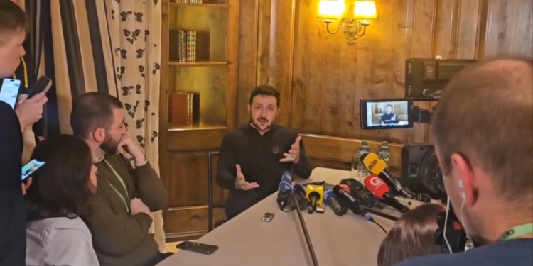 Ukrajina nije pozvana na razgovore o Rusiji-SAD-Zelensky-RT Rusija i bivši Sovjetski Savez