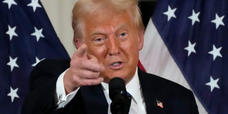 Unutar Trumpove administracije postupka zapošljavanja u kojem se odbacuju stotine podnositelja zahtjeva zbog nedostatka odanosti