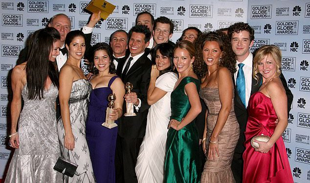 Unutar prokletstva ružne Betty usred uhićenja Baterija Eric Mabius