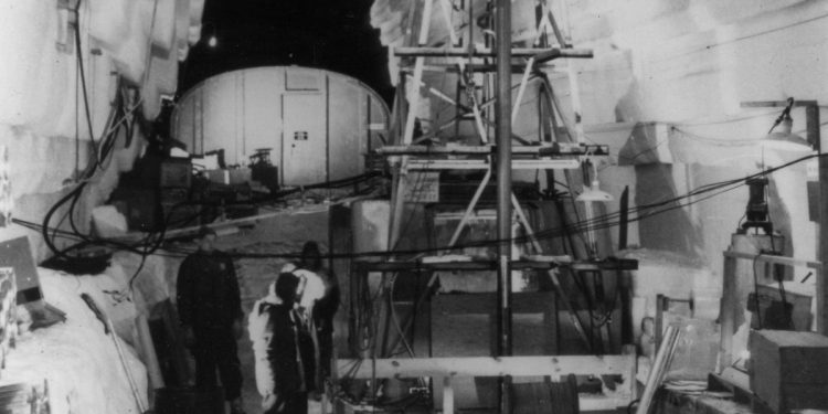 Unutar tajne američke vojne baze skrivena 100 stopa ispod površine Grenlanda