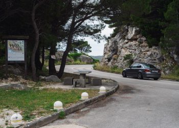 Utorak se za sav promet zatvara dionica ceste kod Omiša