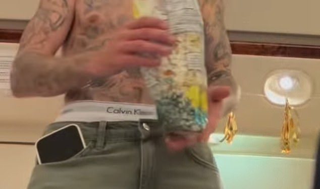 Uznemirujući novi snimci Justina Biebera ostavlja navijače da mu mole da dobiju pomoć: ‘Prestani … ti si novi tata’