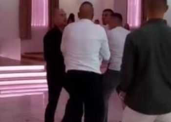 VIDEO Lov na kravatu na svadbi u Posušju završio tučnjavom