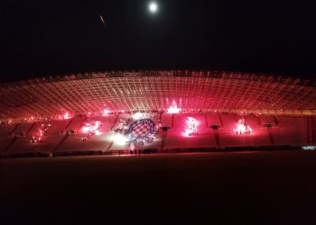 [VIDEO] Neviđeni spektakl na Poljudu, gori sve, a onda je odzvonilo: “Sretan ti rođendan”