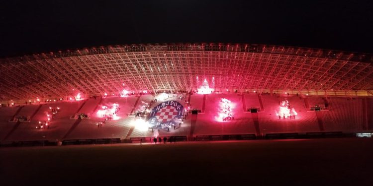 [VIDEO] Neviđeni spektakl na Poljudu, gori sve, a onda je odzvonilo: “Sretan ti rođendan”