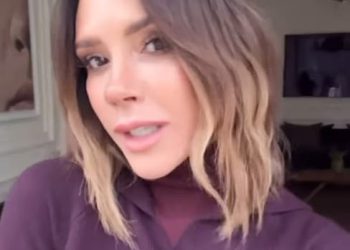 Victoria Beckham ima makeover dok pokazuje svoje nove kratke frizure danima nakon što su se ljuljale duge, tamne brave na kraljevskoj večeri