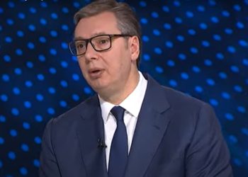 Vučić o prosvjedima: “Otac mi je uništen čovjek, majka danima ne izlazi iz kuće”