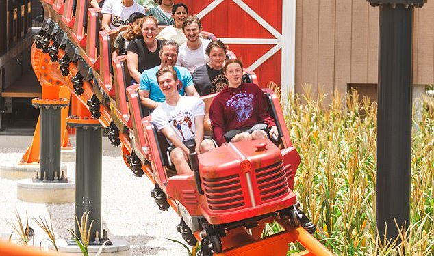 Warner Bros. Movie World traži od ljudi da rade besplatno na setu čarobnjaka Oz Precinct