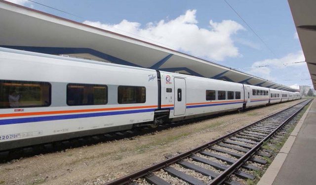 ŽELJEZNICE FBiH TRAŽE RADNIKE Raspisan natječaj za više od 100 radnih mjesta, otvorene pozicije u Mostaru i Čapljini