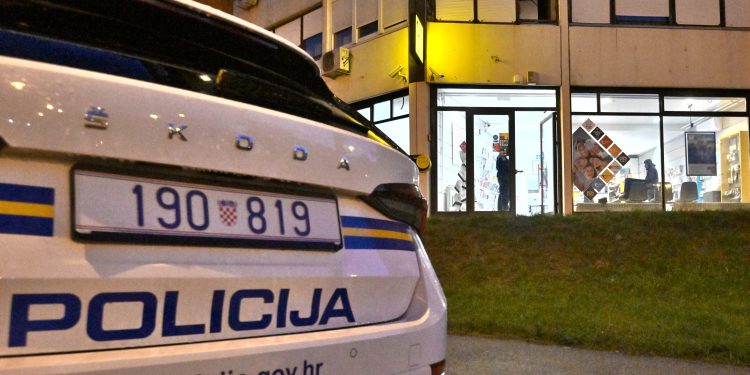 Zaraženi Srbin pokušao širiti strašnu bolest po Zagrebu: Ulovljen kako ubrizgava u bočicu vode