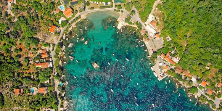 Zaštitimo obalne pješačke putove na Moluntu!