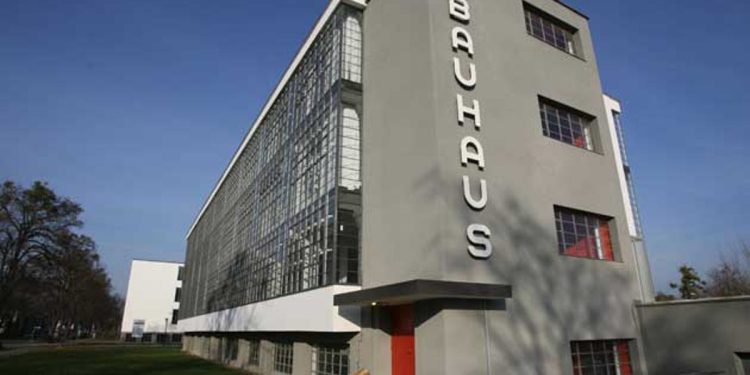 Zašto je Bauhaus postao meta krajnje desnih napada