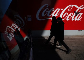 Zašto ljudi bojkotiraju Coca-Colu-i jesu li stvarno nazvali ICE na svoje zaposlenike?