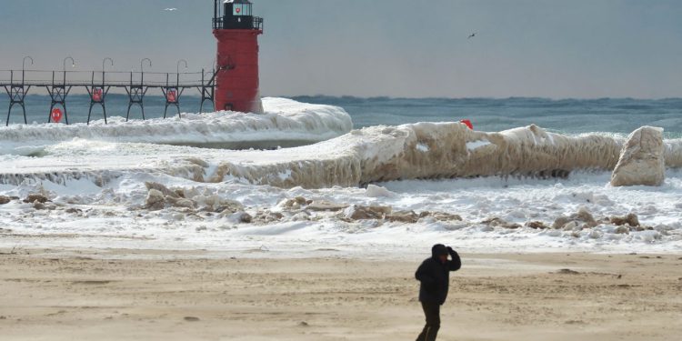Zimski sljedeći val oluja cilja na Istočnu obalu