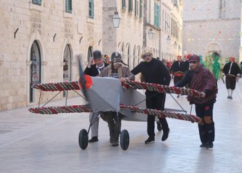 Župski karnevo u subotu na Stradunu: Odličan uvod u najveselije doba u godini