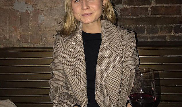 Zvijezda Dom i Away Tessa James daje ažuriranje dijagnoze raka nakon što je patila od Hodgkinovog limfoma