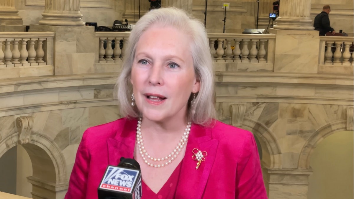 Senator Kirsten Gillibrand iz New Yorka, novog predsjedatelja Odbora za demokratsku senatorsku kampanju, intervjuira Fox News Digital 11. prosinca 2024. na američkom Kapitolu u Washingtonu DC