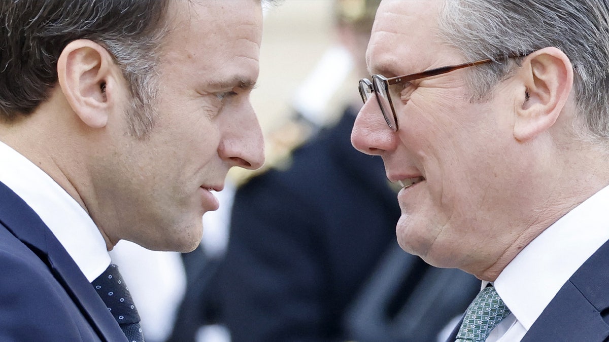 Macron i Starmer sastaju se za hitni ukrajinski samit