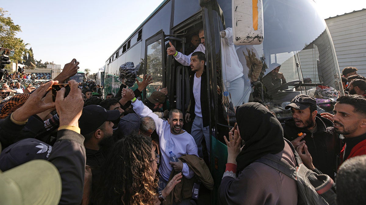 Palestinski zatvorenici oslobođeni Izrael