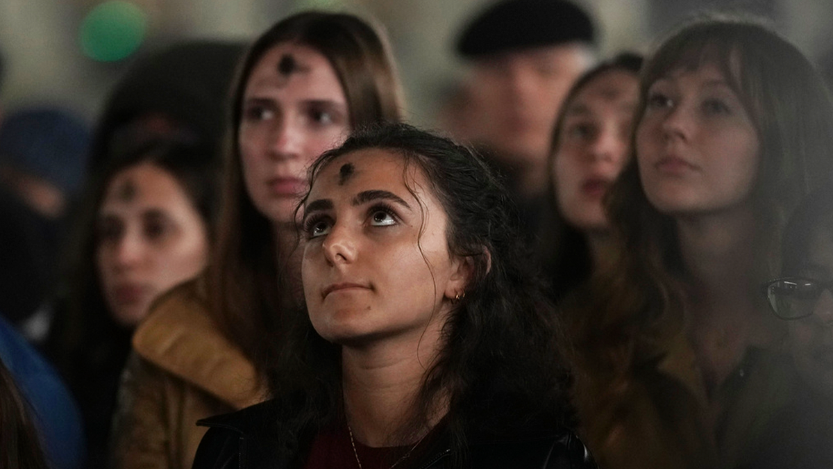 Katolici na pepelu u srijedu
