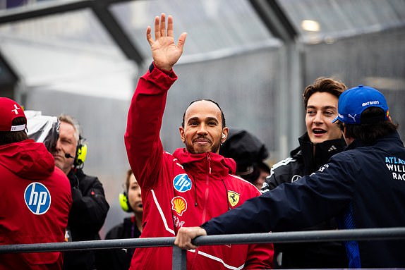 Hamilton Lewis (GBR), Scuderia Ferrari SF -25, Portret Tijekom Formule 1 Louis Vuitton Australian Grand Prix 2025, 1. krug Svjetskog prvenstva Formule Formule One 2025 od 14. do 16. ožujka 2025. godine u Grand prixu Albert FILP, Australija - Australija
