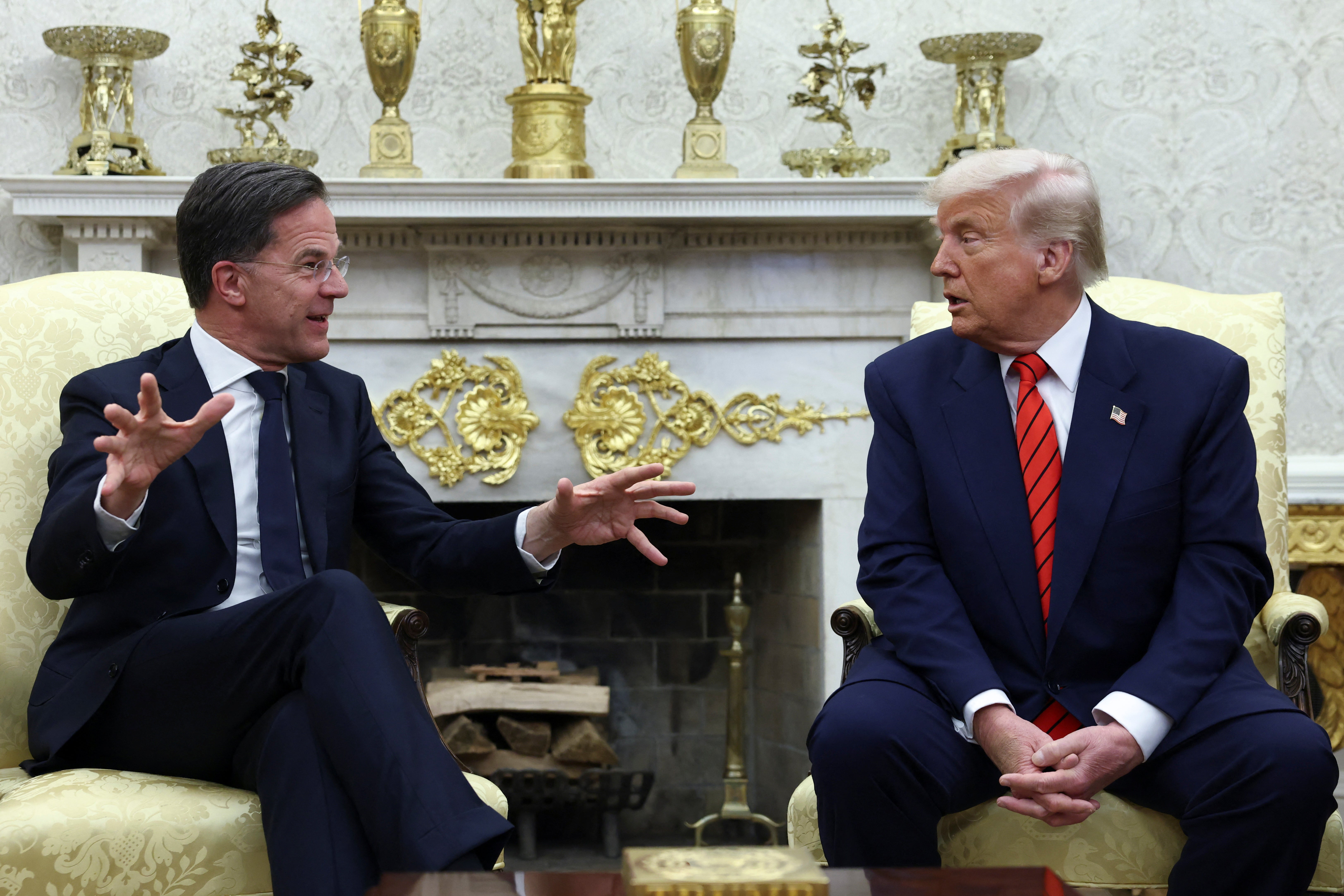 Predsjednik Donald Trump sastaje se generalnog tajnika NATO -a Marka Ruttea, u Ovalnom uredu. Tamo je Trump govorio o svojim željama prilogu Grenlanda