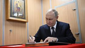 https://www.rt.com/russia/614881-putin-proposes-un-govern-ukraine/key točke Putinove ideje da Ukrajinu postave pod kontrolu UN-a