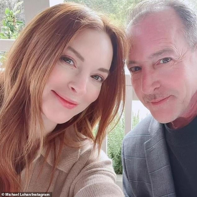 Michael i kći Lindsay Lohan viđeni su u selfieju koji je objavio na mreži prošle godine