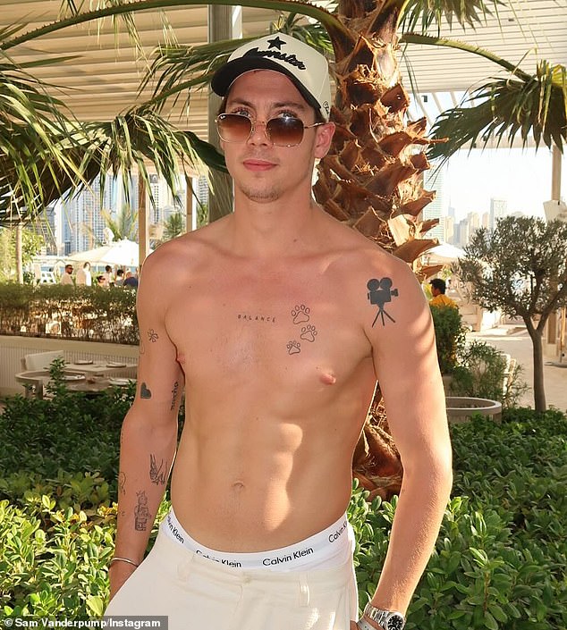 Povratak u siječnju, Sam je prvi podijelio da je zamalo umro nakon što je ugovorio sepsu, a to je brzo razmišljala Alice koja je nazvala hitnu pomoć