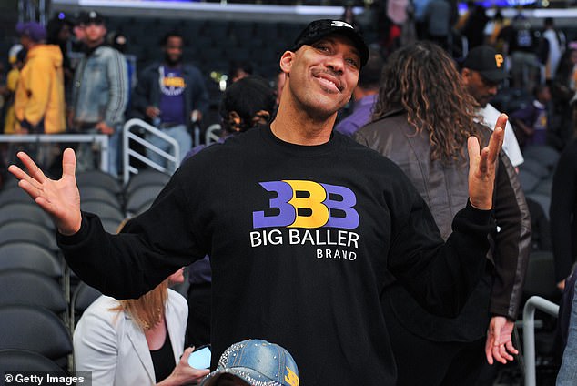 Lavar Ball, 57-godišnji otac Lonza, Liangela i Lamelo, nedavno su mu amputirali stopalo