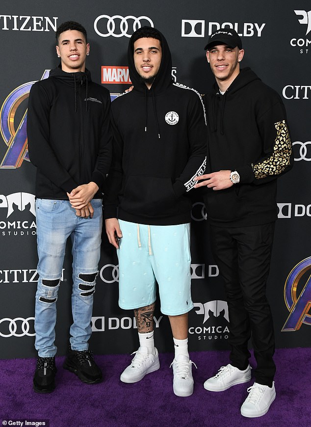 Lavar je poznat po svojim ambicioznim planovima za svoje sinove (na slici LR: Lamelo, Liangelo i Lonzo)