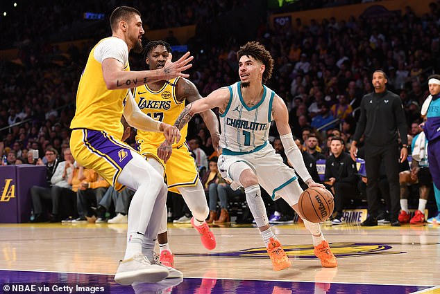 Lamelo Ball potpisao je sa suparničkom linijom tenisica, Puma, usred pravnih bitaka u robu njegovog oca