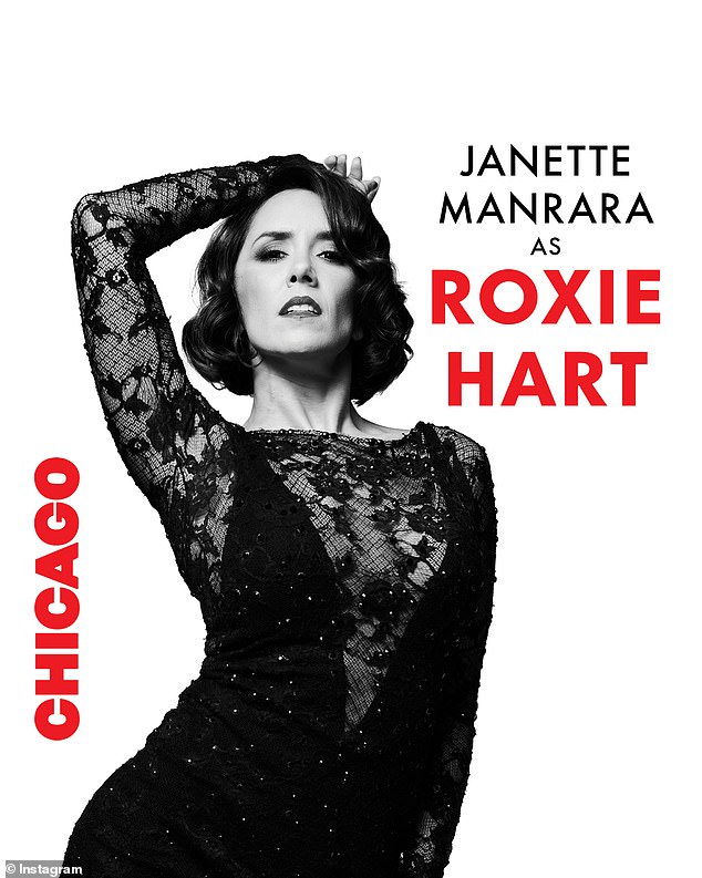 Nakon završetka najnovijeg strogo turneje, Janette je još jednom krenula na put dok se kreće na cijelom turneji po Chicagu (na slici kao Roxie Hart)