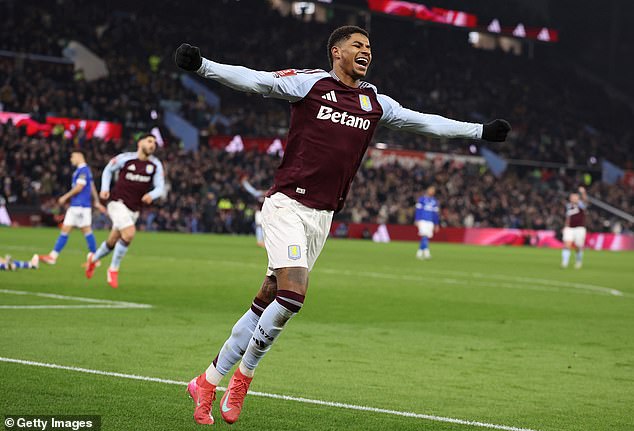 Prvi gol u igri pomogao je Marcus Rashford, koji se slavio kao da je postigao gol
