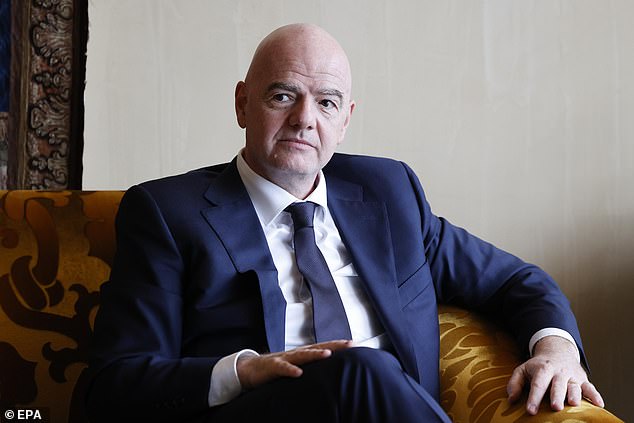 FIFA -ini radikalni plan predsjednika Gianni Infantino dočekao je žestoku kritiku
