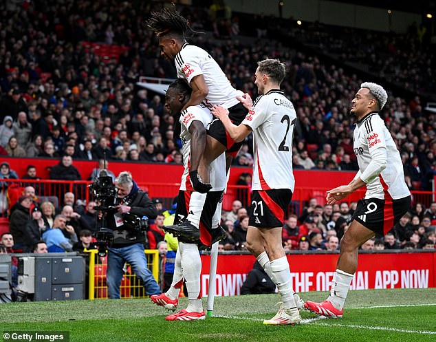 Basseyjev otvarač ostavio je Manchester United Traing na Old Traffordu, opet u ovoj kampanji