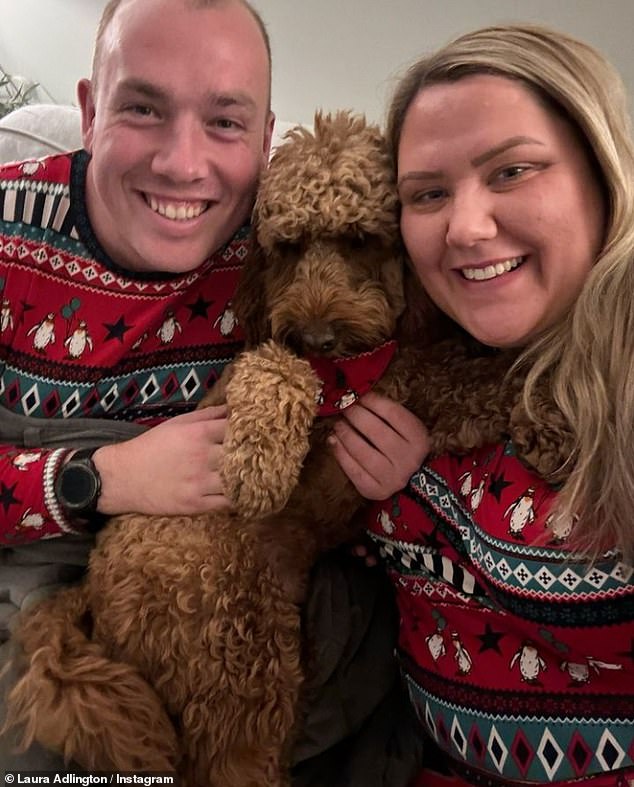 Laura je rekla da se često našla 'odlaska stvari' zbog svoje težine, misleći da će više uživati ​​u stvarima, poput seksa, avantura i praznika, ako je 'vitkija' (viđena sa suprugom Mattom)