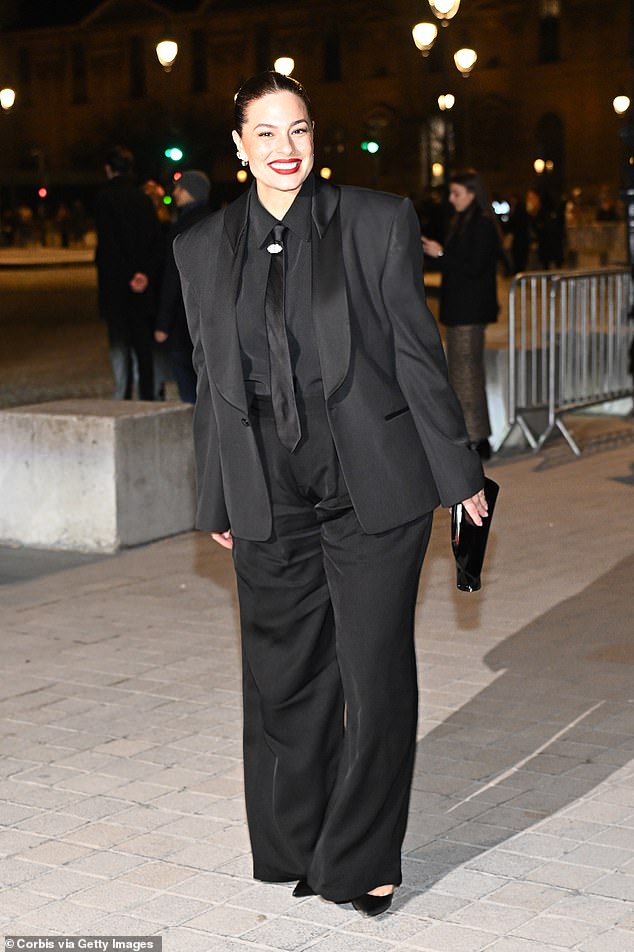 Američka manekenka Ashley Graham Meanshie se istaknula u moru glamurskih haljina sa svojim čudnim izgledom