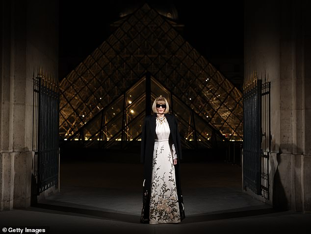 Domaćin drugih modnih imena pridružio se Gala, uključujući ikonu Voguea Anna Wintour